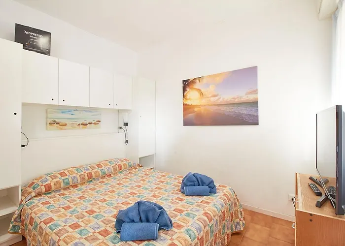 Lägenhet Di Edo Finale Ligure