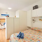Di Edo Apartman